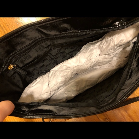 Michael Kors Shoulder Bag - Picture 5 of 6